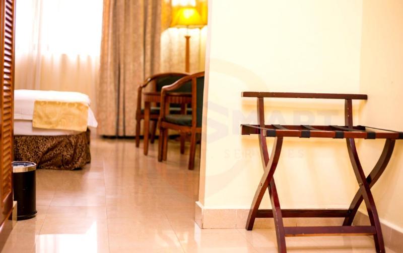 Hotel Marjorie 'Y' Tema Extérieur photo